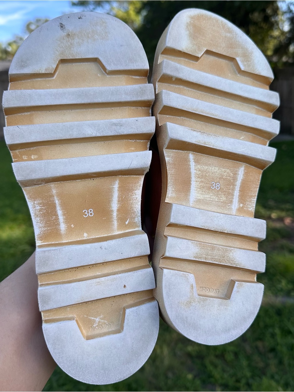 Miz Mooz Leather Criss Cross Slides Sandals Shoes Size 8 (38) - Picture 3 of 5